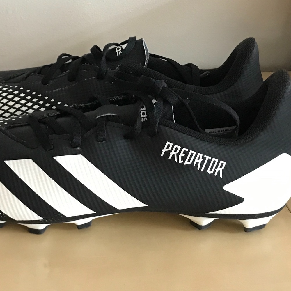 Adidas | Men's Predator 20.4  Soccer Cleat Size 11